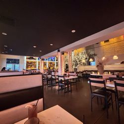 Cool ambiance