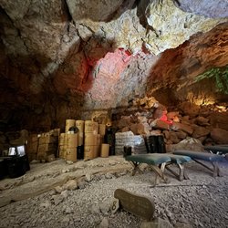 Grand Canyon Caverns Inn - Bunker Nuke Supplies