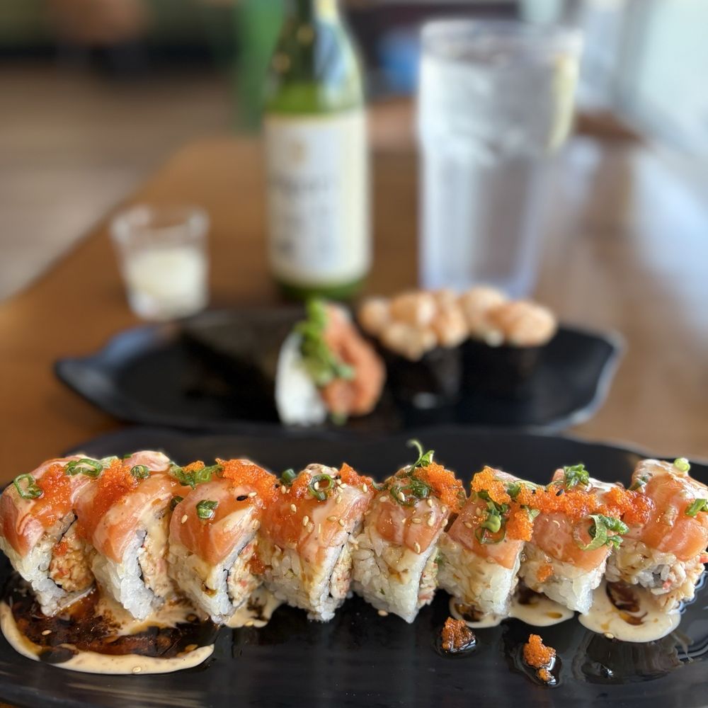 39 Degrees - Nemo Roll, Spicy Scallops Sushi, Three Amigos H/R - Japanese Near Me - Long Beach, California 39 Degrees - Nemo Roll, Spicy Scallops Sushi, Three Amigos H/R - Japanese Near Me - Long Beach, California