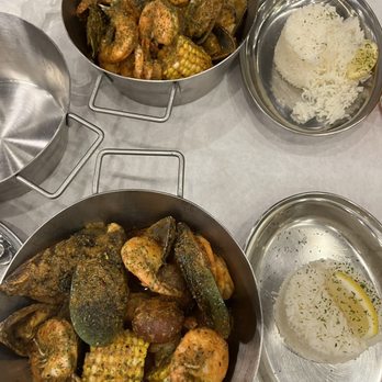 Sea Salt Seafood Cafe - Seafood Near Me - Ajax, Ontario