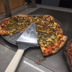 Victoria Pizza