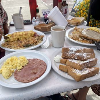 Junes Cafe - Amazing breakfast - Breakfast & Brunch Near Me - Santa Ana, California