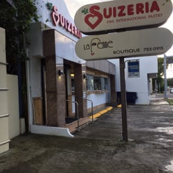 Suizeria - Outside of the bakery.