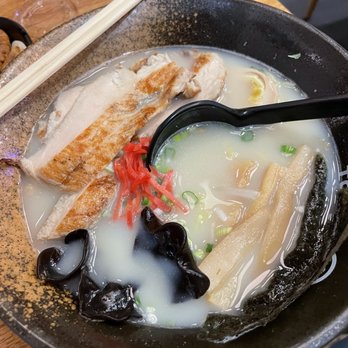 Token Ramen and Kung Fu Tea - Grilled chicken ramen - Bubble Tea Near Me - Orlando, Florida Token Ramen and Kung Fu Tea - Grilled chicken ramen - Bubble Tea Near Me - Orlando, Florida