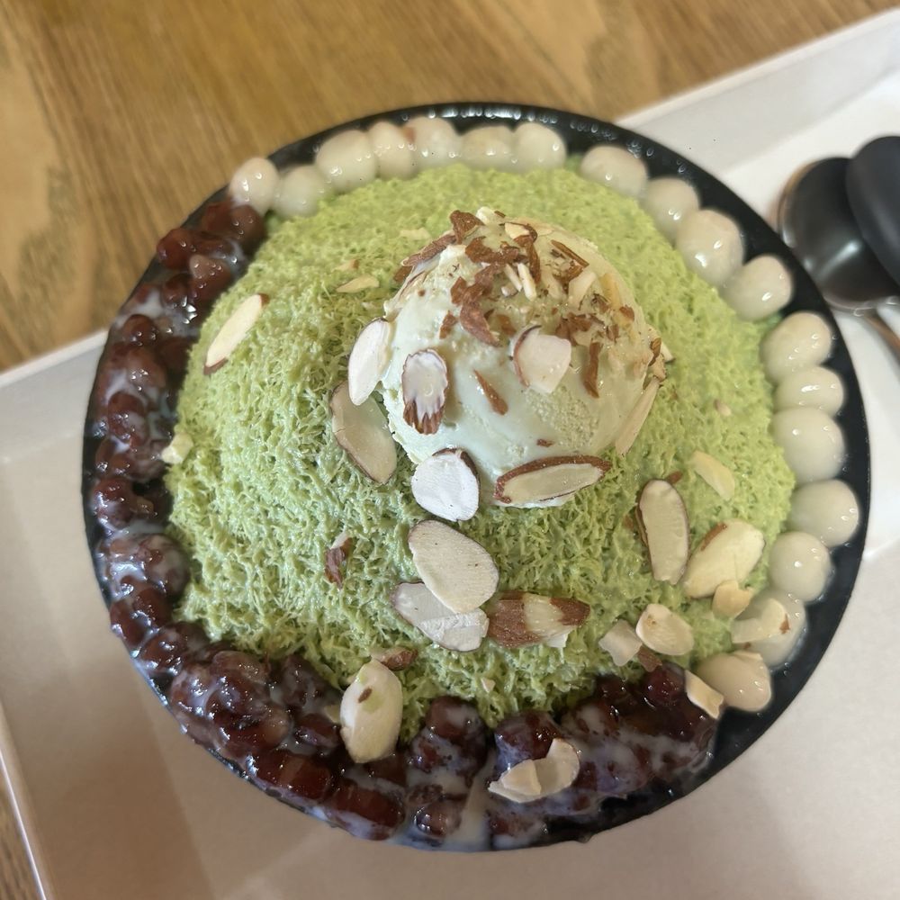 Heybings - Matcha Romance Bingsoo - Desserts Near Me - Costa Mesa, California Heybings - Matcha Romance Bingsoo - Desserts Near Me - Costa Mesa, California