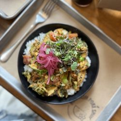 Nom Nom Poké Shop - Chili Crisp Baha Bowl
