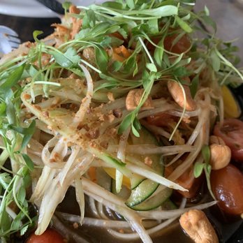 La ong - Papaya salad - Thai Near Me - Beverly Hills, California La ong - Papaya salad - Thai Near Me - Beverly Hills, California