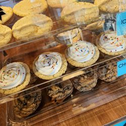 Luke’s Custom Cakes