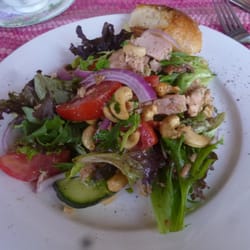Cafe' El Beso - My yummy tuna salad