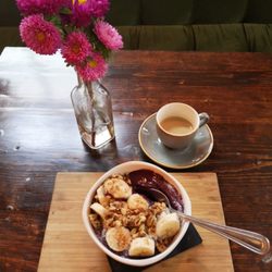 Jo and the Pear Tree