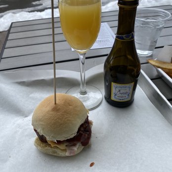 OMG! Burgers & Brew - BBQ sliders and mimosas - Burgers Near Me - Pendleton, Oregon OMG! Burgers & Brew - BBQ sliders and mimosas - Burgers Near Me - Pendleton, Oregon