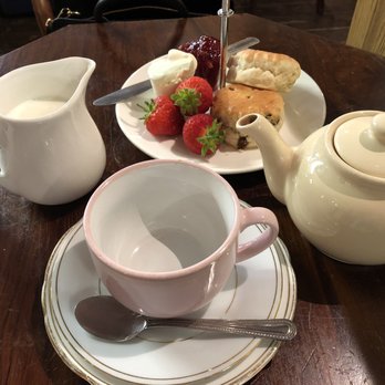 The Basement Tea Rooms - Cream tea for one - Tea Rooms Near Me - London, XGL The Basement Tea Rooms - Cream tea for one - Tea Rooms Near Me - London, XGL