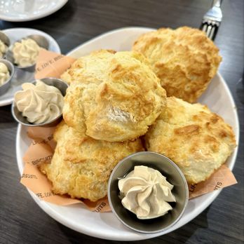 Delta Biscuit - Breakfast & Brunch Near Me - Monroe, Louisiana