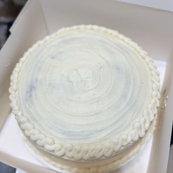 Judipies - Red Velvet Cake - Bakeries Near Me - Reseda, California