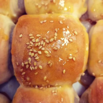 Luminous Cafe - Creamy Danish roll - Persian/Iranian Near Me - Edina, Minnesota