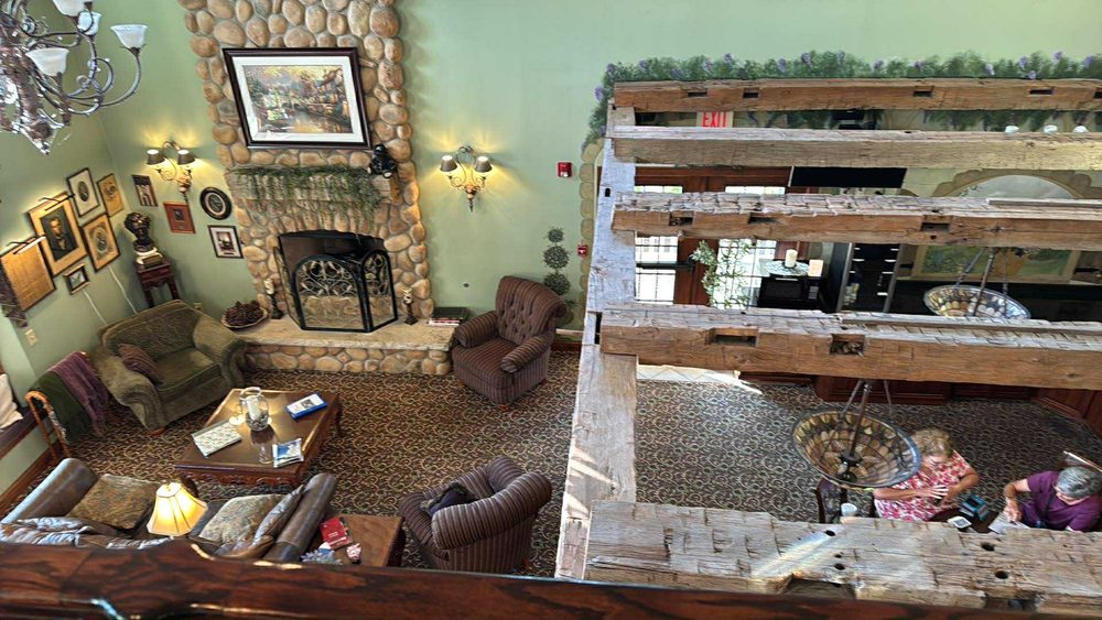 Hearthstone Inn & Suites