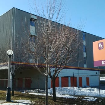Public Storage - building sidee - Self Storage Near Me - Toronto, Ontario Public Storage - building sidee - Self Storage Near Me - Toronto, Ontario