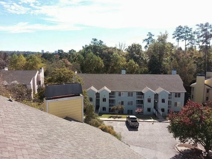 Slide of C&B Roofing