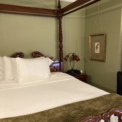 Shafer Baillie Mansion Bed & Breakfast