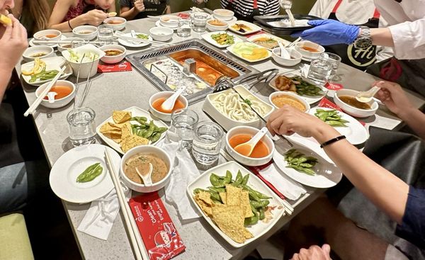 Haidilao Hot Pot Markham - 海底捞火锅 by null