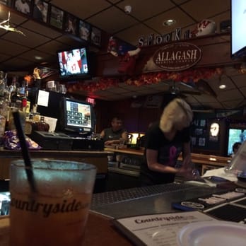 Countryside Saloon - One of the nicest tenders around - Pizza Near Me - Des Plaines, Illinois Countryside Saloon - One of the nicest tenders around - Pizza Near Me - Des Plaines, Illinois