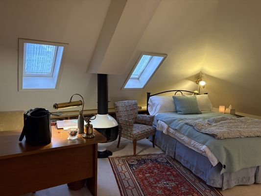 Purple House Bed & Breakfast