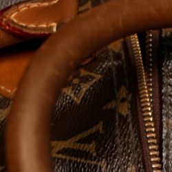 Louis Vuitton Brookfield Place - Excellent craftsmanship - /21/2026