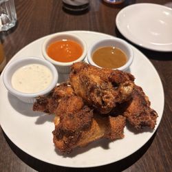 The Stotesbury - Chicken 6 Wings