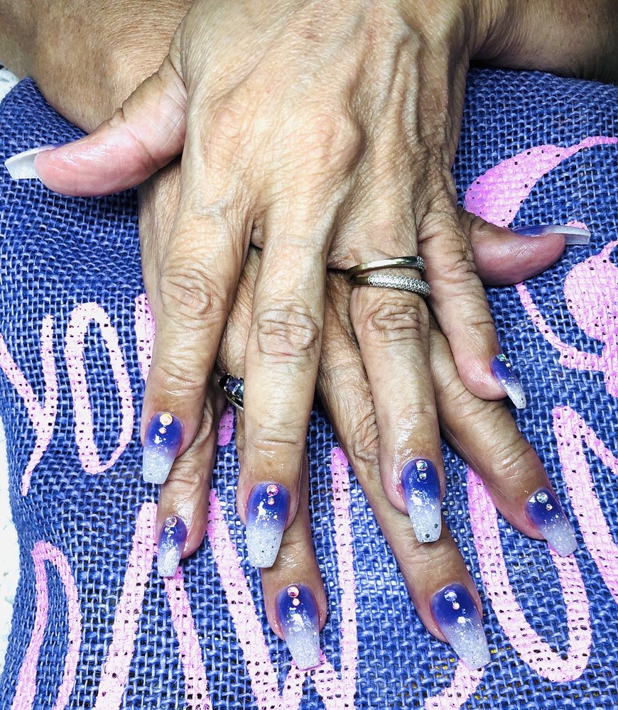 LOTUS NAIL BAR Updated October 2024 390 Photos & 226 Reviews