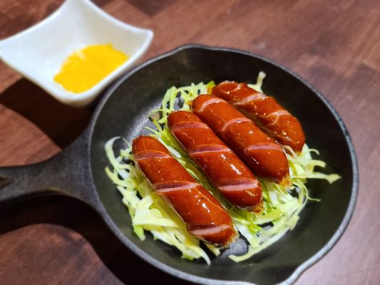 Zuru Zuru Ramen and Donburi by null