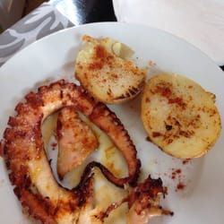 Stewart - Pulpo a la brasa