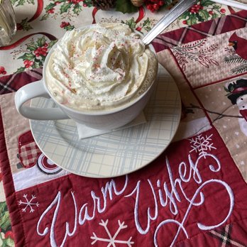 Pink House Cafe - Hot Mocha to warm you up - Cafes Near Me - Independence, Oregon
