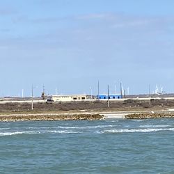 Living Reel Salty Tackle & Bait - Blue building marks the spot!