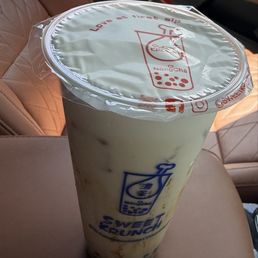 Jasmine milk tea with boba Jasmine milk tea with boba