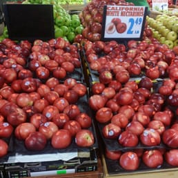 Beautiful Apples, Peaches and Nectarines Beautiful Apples, Peaches and Nectarines