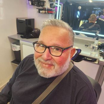 Distinguished Mobile Barber - What a difference - Barbers Near Me Distinguished Mobile Barber - What a difference - Barbers Near Me