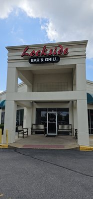 Lockside Bar and Grill by null