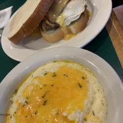 Clubhouse Bistro - Breakfast sandwich with cheese grits