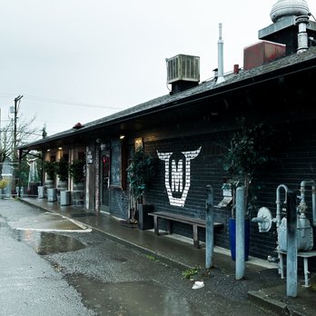 Moonshine BBQ - Barbeque Near Me - Lynnwood, Washington Moonshine BBQ - Barbeque Near Me - Lynnwood, Washington