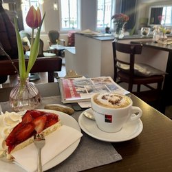 Café Am Dom Patisserie Pretzel - Todays Coffee View