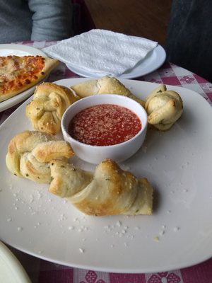 Antonella's II Sicilian Pizzeria by null