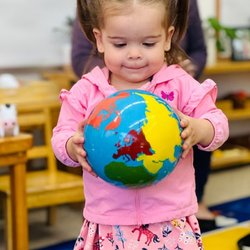 Montessori Learning Center - Independence, language, social development Infants between 18 months and 3 Years old: Montessori Learning Center El Paso