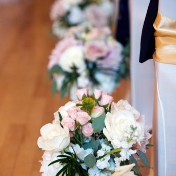 S & V Collections - Virginia gave us the option of using the same floral arrangements for the aisle and for centerpieces. Looked great and saved us money! - Wedding Planning Near Me - San Francisco, California S & V Collections - Virginia gave us the option of using the same floral arrangements for the aisle and for centerpieces. Looked great and saved us money! - Wedding Planning Near Me - San Francisco, California
