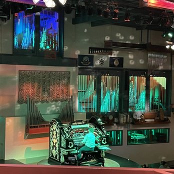 Organ Stop Pizza - Awesome music - Pizza Near Me - Mesa, Arizona Organ Stop Pizza - Awesome music - Pizza Near Me - Mesa, Arizona