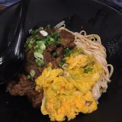 一葉臺灣料理 - Dry beef noodles with pickled vegetables