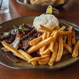 Lomo Saltado