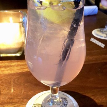 Seasons 52 - Rosé Lemonade - New American Near Me - Burlington, Massachusetts