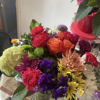 Trader Joe's - Flowers - Grocery Near Me - Queens, New York Trader Joe's - Flowers - Grocery Near Me - Queens, New York