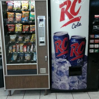 Discount Laundry - Snack & soda machines - Laundry Services Near Me - Owensboro, Kentucky