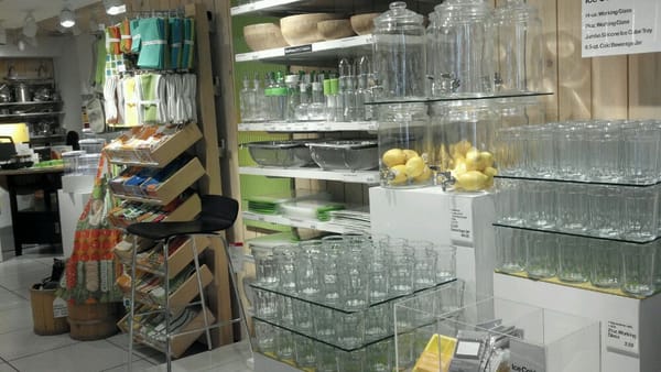 Crate & Barrel by null